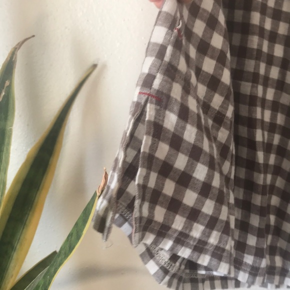 • incredible 5 button tunic • - Picture 5 of 8